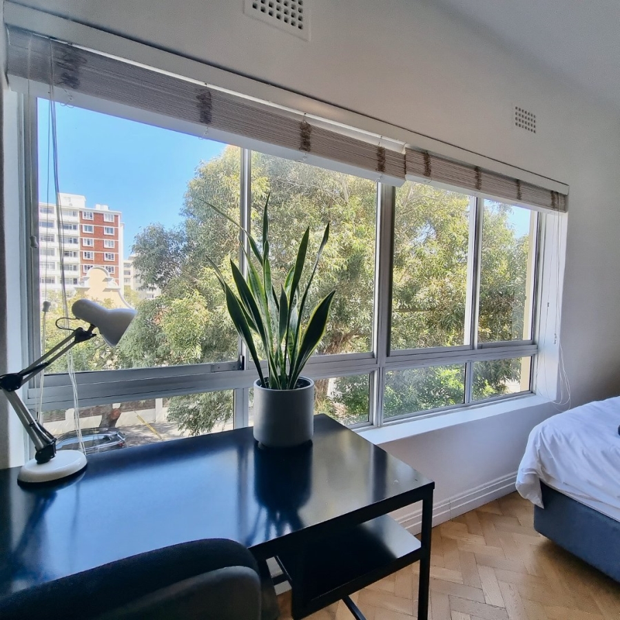 3 Bedroom Property for Sale in Sea Point Western Cape